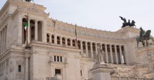 Read more about the article Italian Government Scholarships for Foreign Students
