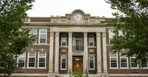 Read more about the article Commonwealth Distance Learning Scholarships for Developing Commonwealth Countries