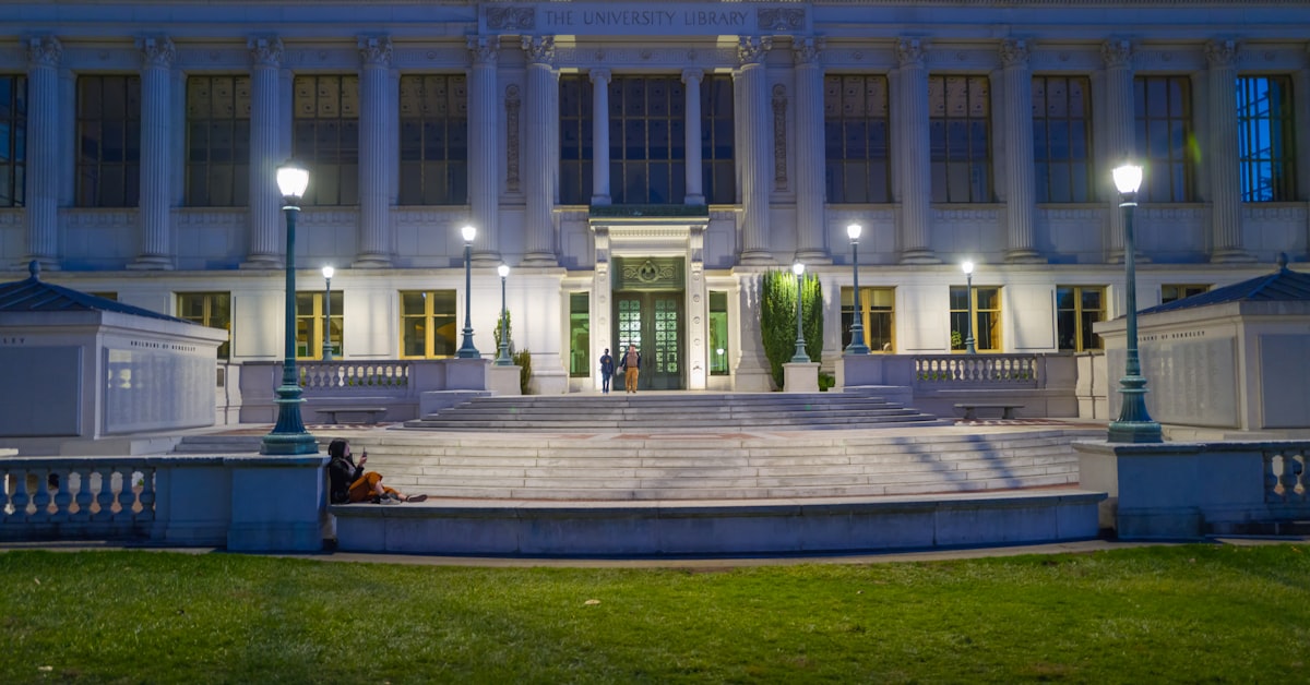 You are currently viewing Top 25 Foreign Government Scholarships for International Students