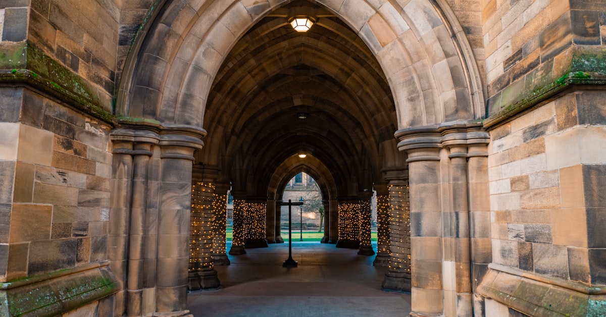 Read more about the article Glasgow International Leadership Scholarships