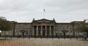 Read more about the article Glasgow International Leadership Scholarships