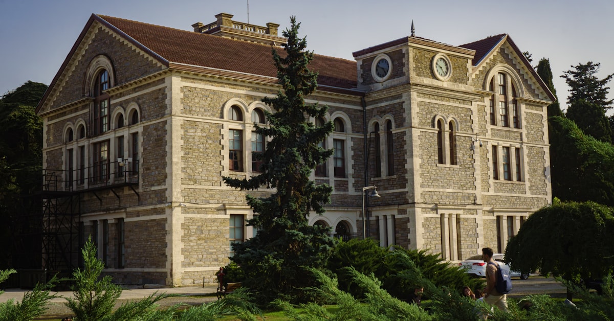 You are currently viewing ICSP Scholarships at University of Oregon USA