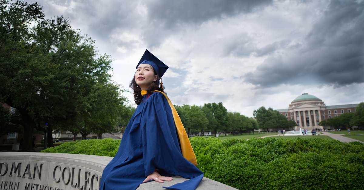 You are currently viewing 20 Tuition Scholarships offered by Universities for International Students