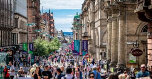 Read more about the article Glasgow International Leadership Scholarships