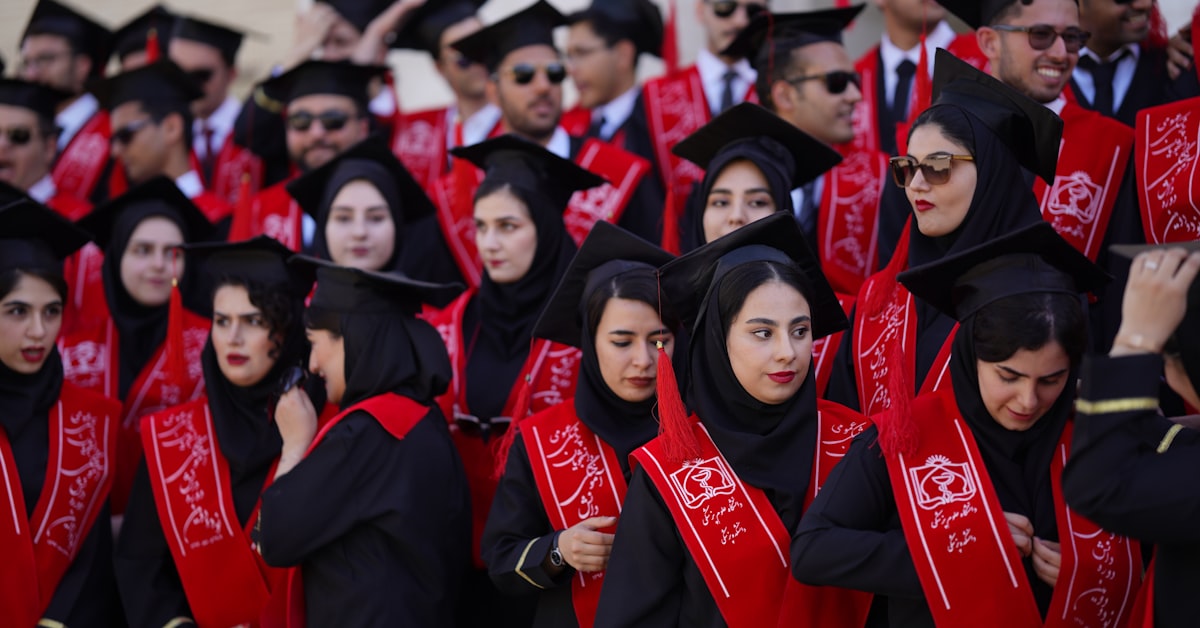 You are currently viewing UNICAF Scholarships for Online Degrees at UK Universities