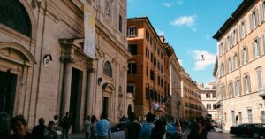 Read more about the article Top 10+ Scholarships in Italy for International Students