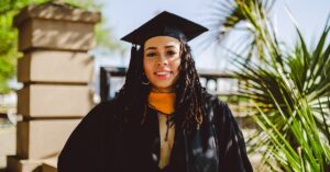 Read more about the article Bocconi Graduate Graduate Award