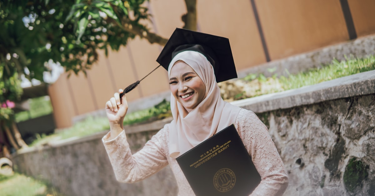 You are currently viewing Top 10 Prestigious Scholarships for the Best International Students