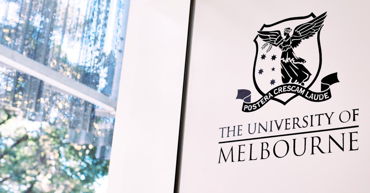 You are currently viewing UNICAF Scholarships for Online Degrees at UK Universities