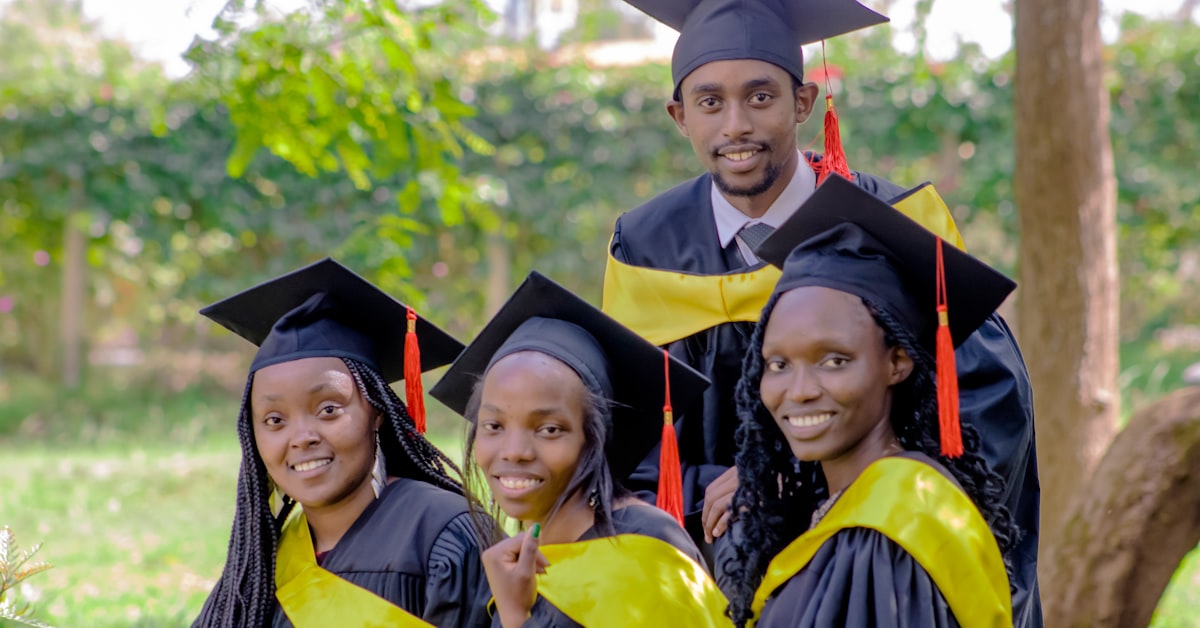 Read more about the article UNICAF Scholarships for Online Degrees at UK Universities