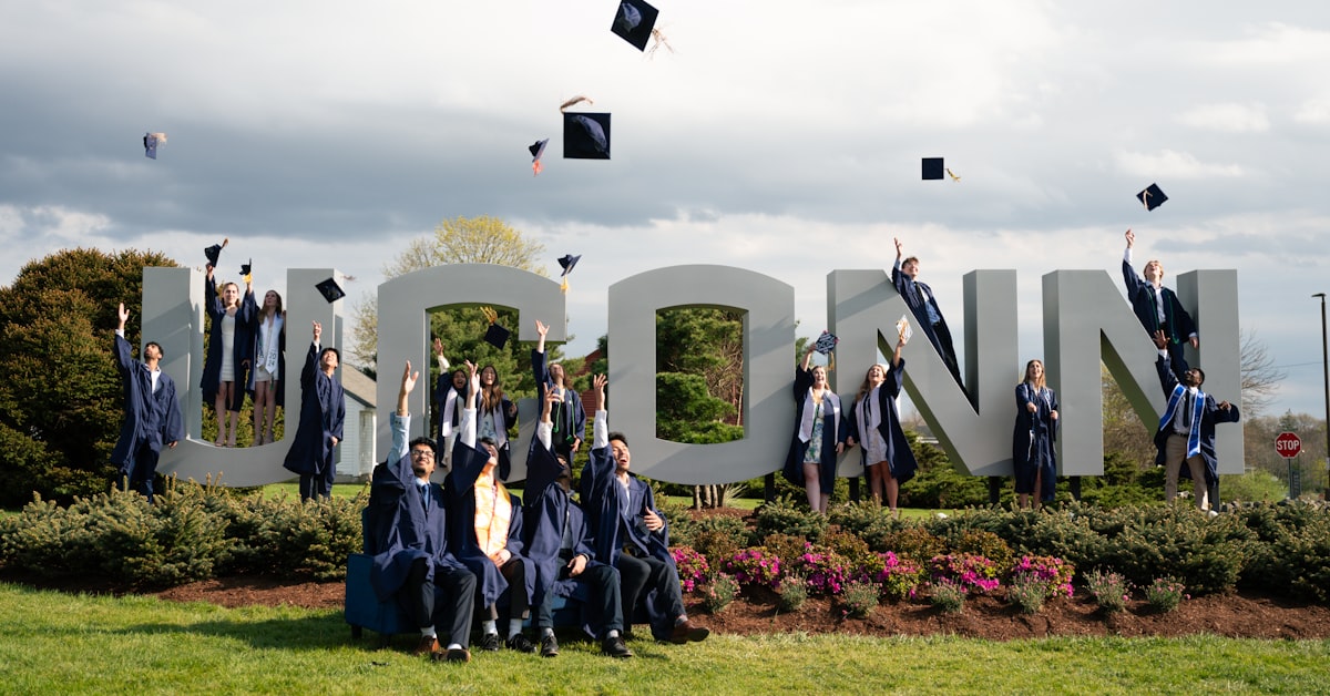 Read more about the article Bocconi Graduate Graduate Award