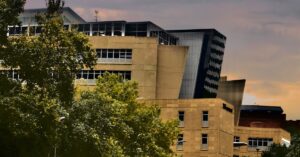 Read more about the article The Glenmore Medical Postgraduate Scholarship at the University of Edinburgh