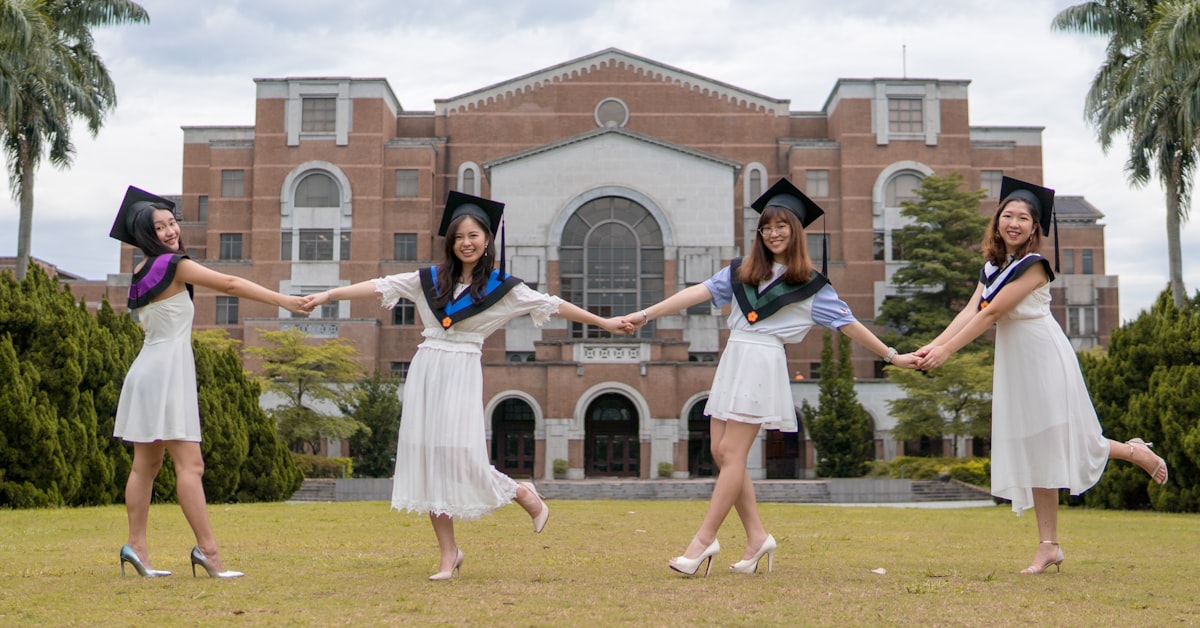 Read more about the article Adelaide Global Academic Excellence Scholarships for International Students