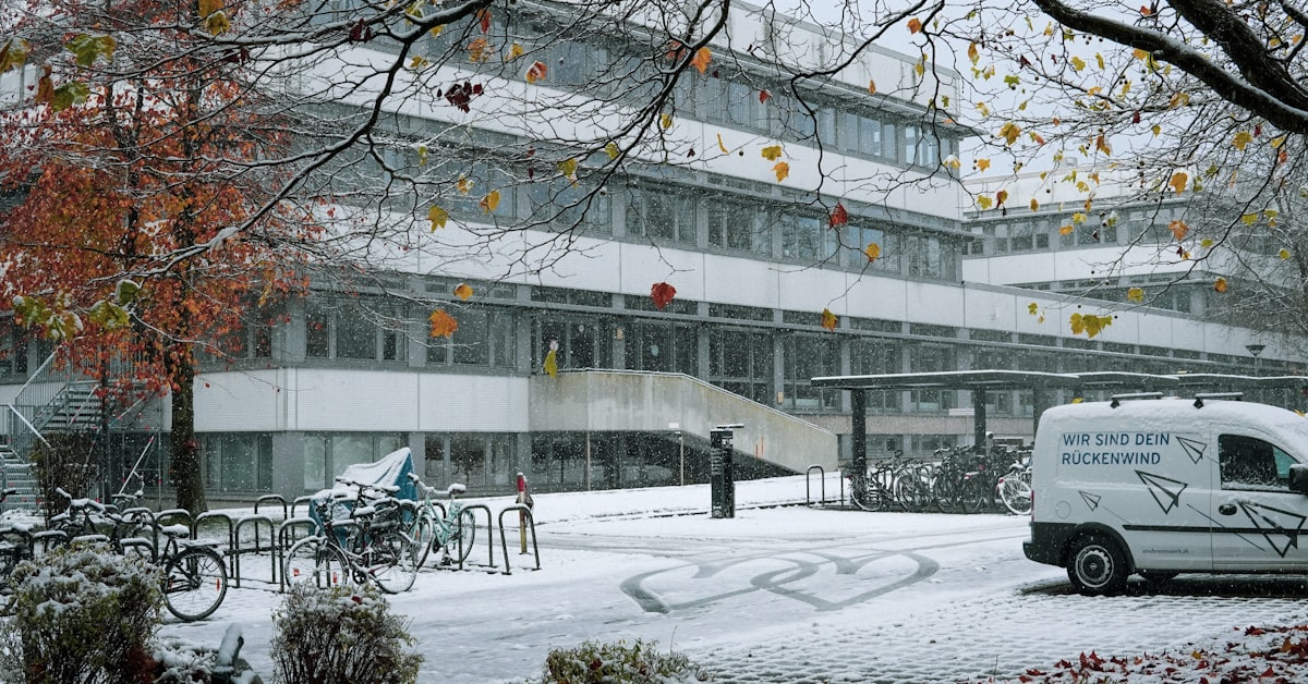 You are currently viewing The Glenmore Medical Postgraduate Scholarship at the University of Edinburgh