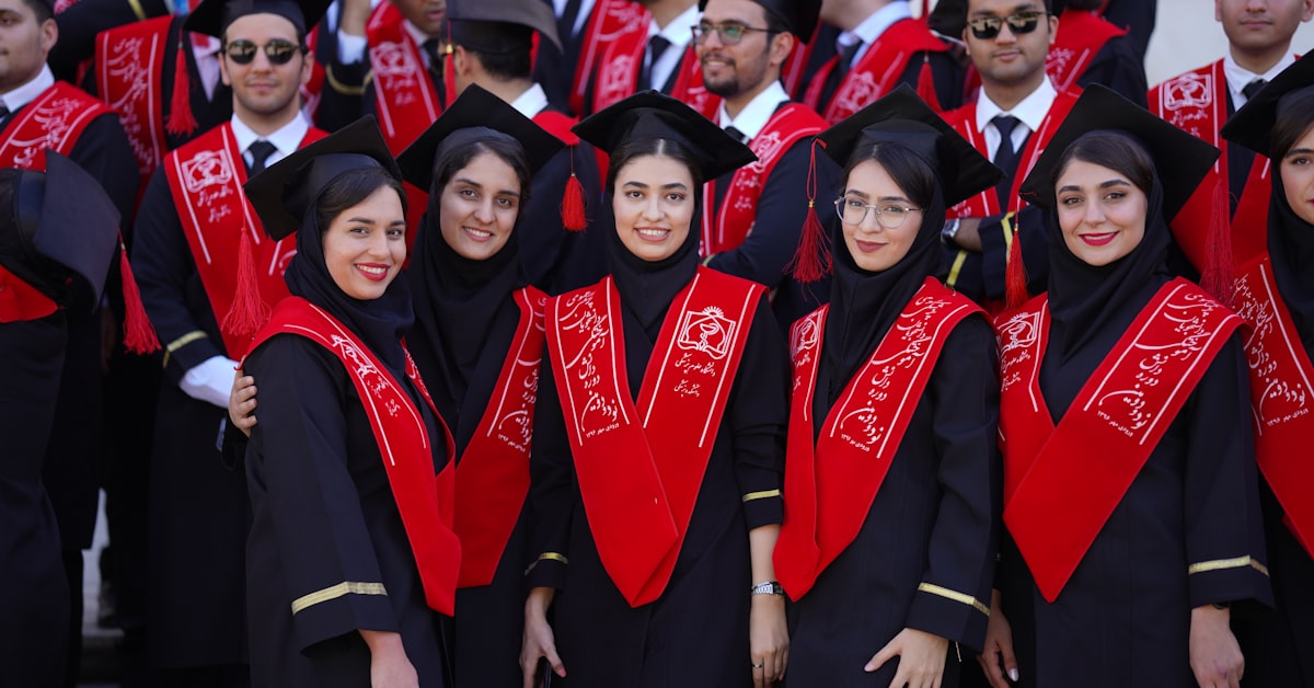 You are currently viewing UNICAF Scholarships for Online Degrees at UK Universities