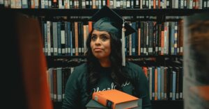 Read more about the article UNICAF Scholarships for Online Degrees at UK Universities